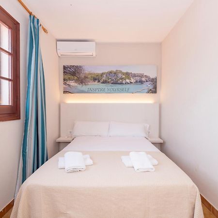 Siesta Mar One Bedroom Apartments Cala En Porter  Buitenkant foto
