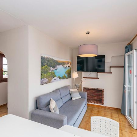Siesta Mar One Bedroom Apartments Cala En Porter  Buitenkant foto